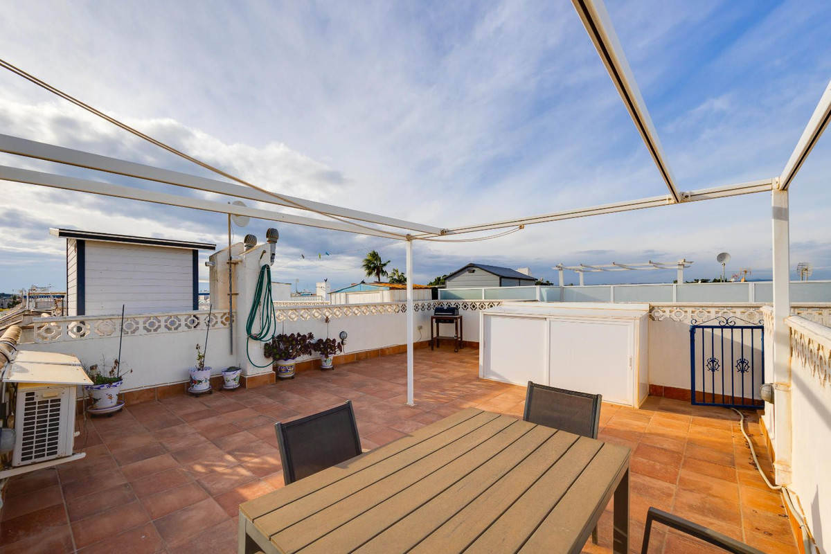 Se vende Bungalow de 3 dormitorios en Costa Blanca, Alicante, España