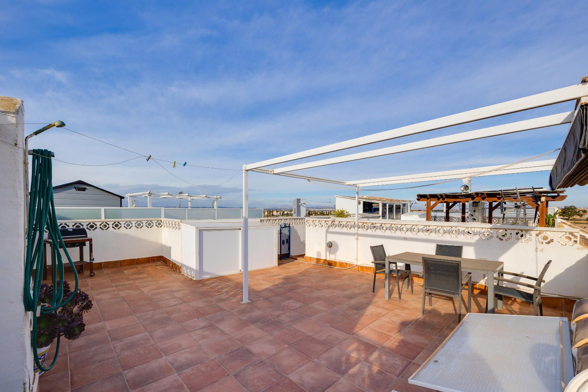 Se vende Bungalow de 3 dormitorios en Costa Blanca, Alicante, España