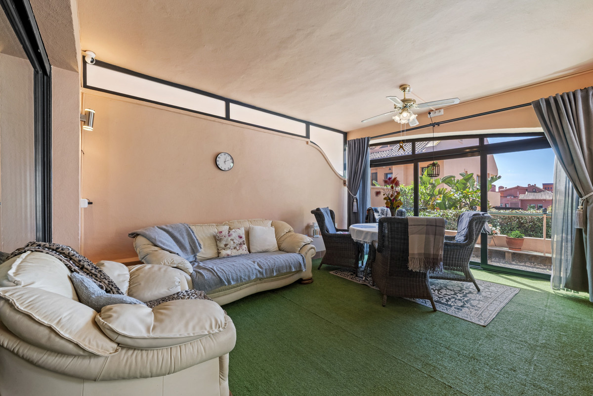 2 Bed Apartment for sale in Calahonda Costa Del Sol, Málaga, Spain