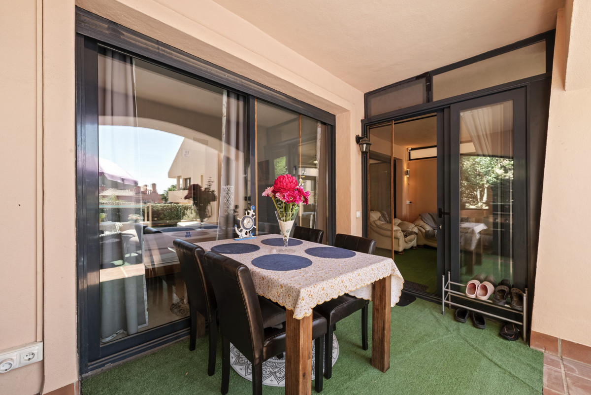 2 Bed Apartment for sale in Calahonda Costa Del Sol, Málaga, Spain