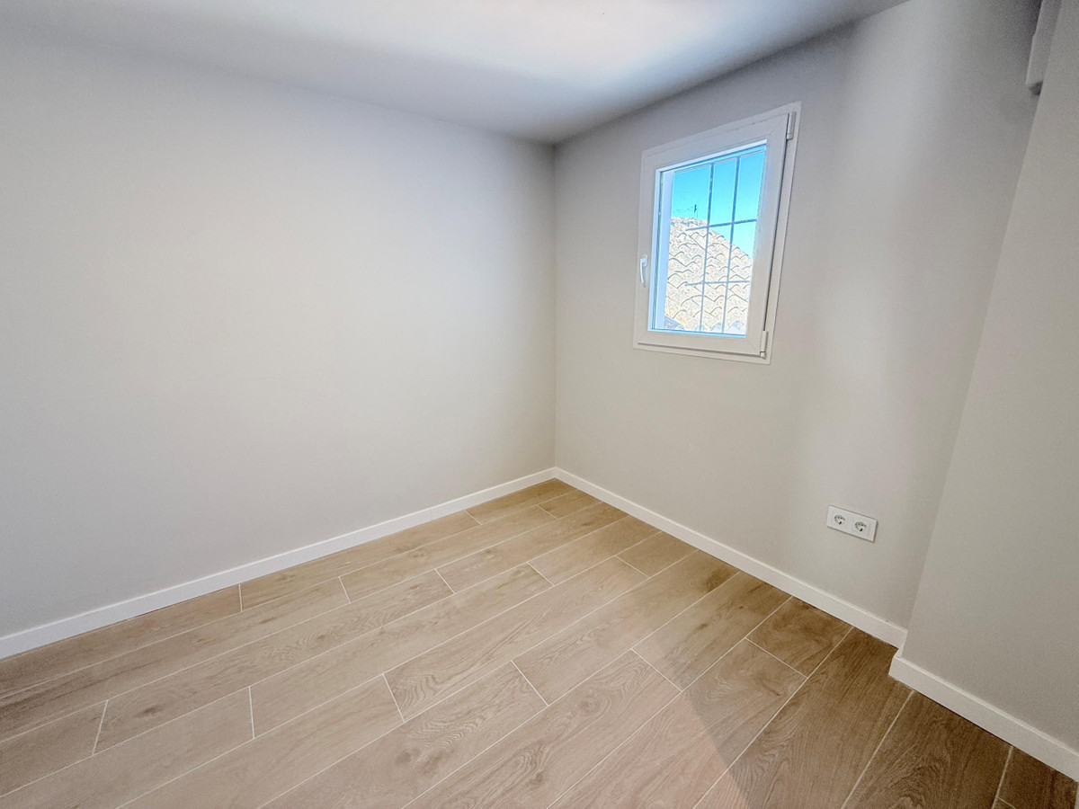 3 Bed Townhouse for sale in Coín Costa Del Sol, Málaga, Spain
