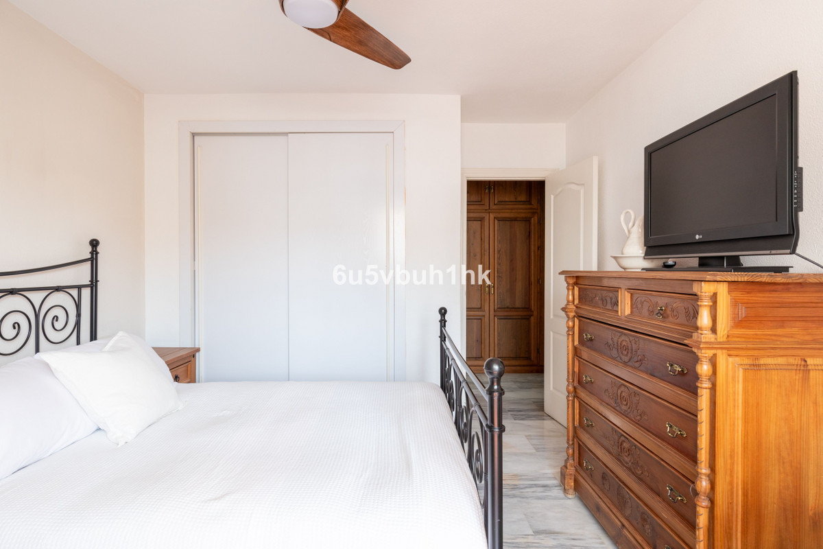 2 Bed Apartment for sale in Las Lagunas Costa Del Sol, Málaga, Spain