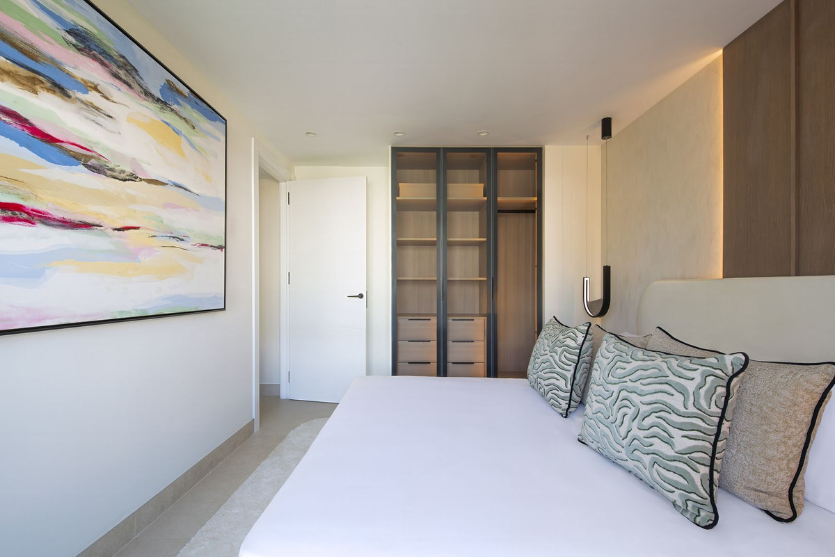 3 Bed Apartment for sale in New Golden Mile Costa Del Sol, Málaga, Spain