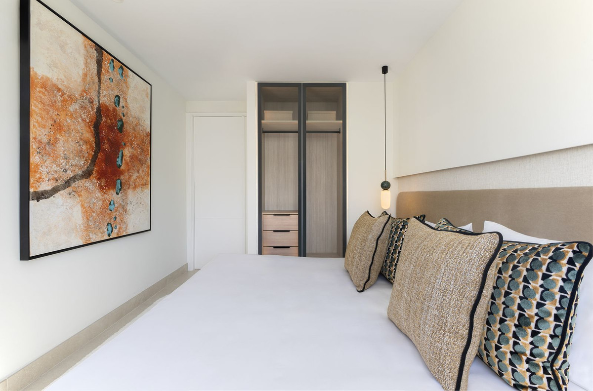 3 Bed Apartment for sale in New Golden Mile Costa Del Sol, Málaga, Spain