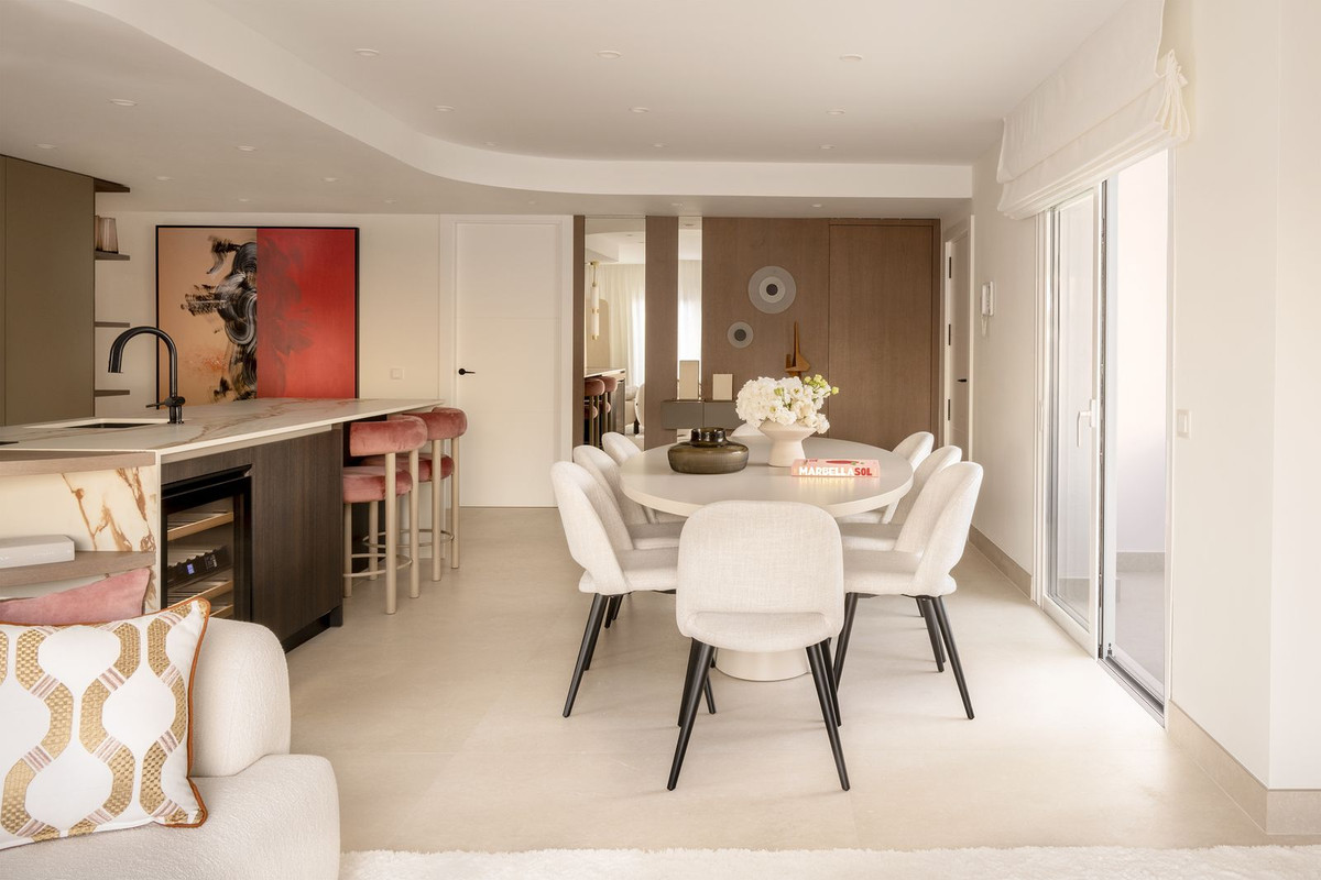 3 Bed Apartment for sale in New Golden Mile Costa Del Sol, Málaga, Spain
