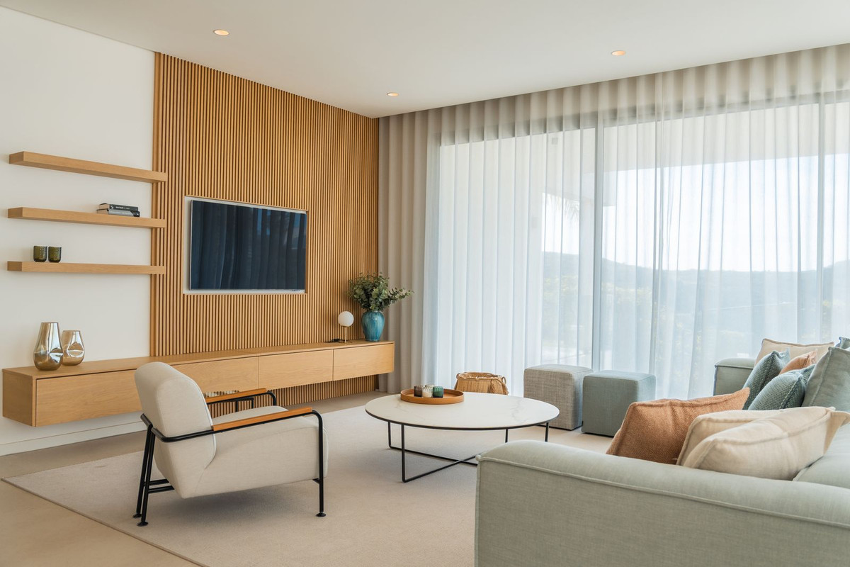 3 Bed Apartment for sale in Benahavís Costa Del Sol, Málaga, Spain