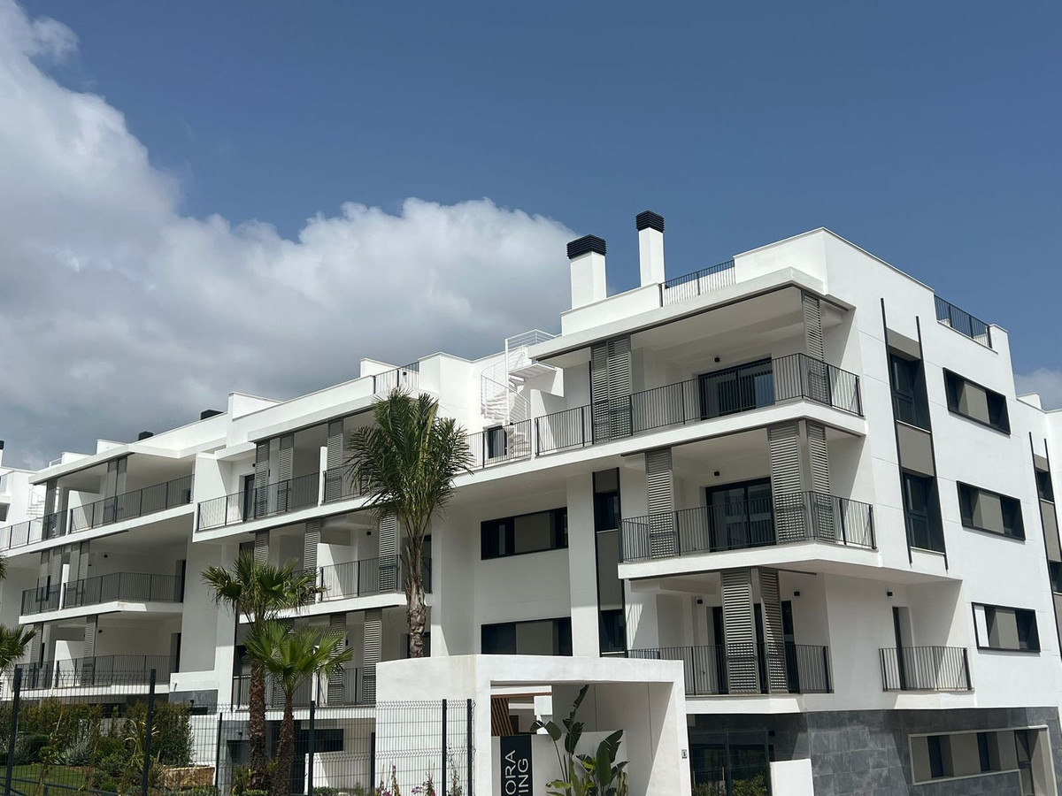 2 Bed Apartment for sale in Estepona Costa Del Sol, Málaga, Spain