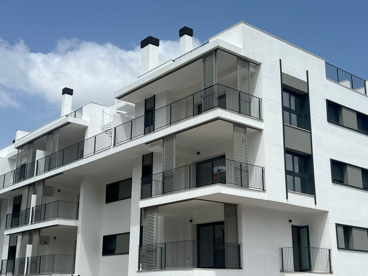 2 Bed Apartment for sale in Estepona Costa Del Sol, Málaga, Spain