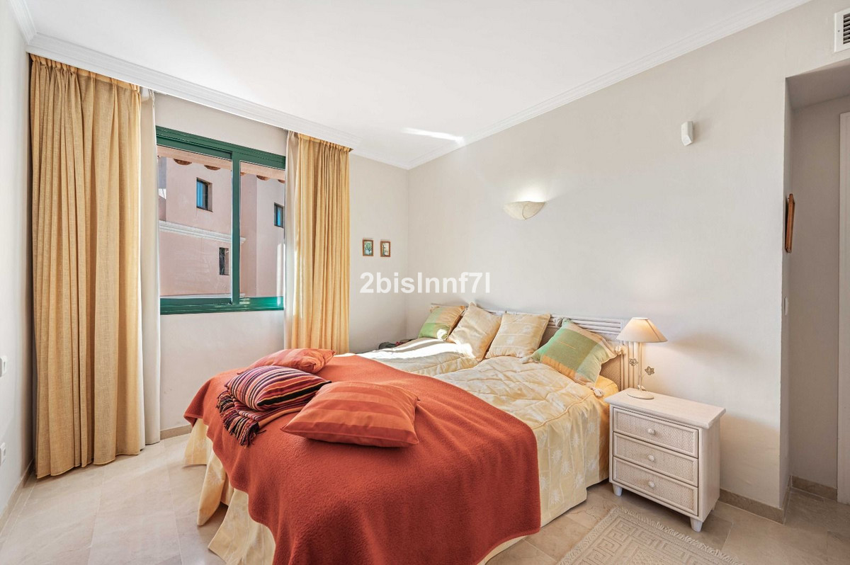 3 Bed Apartment for sale in Elviria Costa Del Sol, Málaga, Spain
