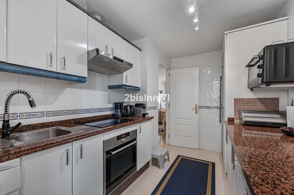 3 Bed Apartment for sale in Elviria Costa Del Sol, Málaga, Spain