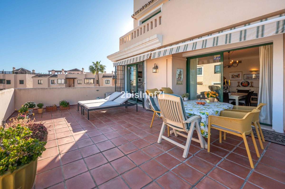 3 Bed Apartment for sale in Elviria Costa Del Sol, Málaga, Spain