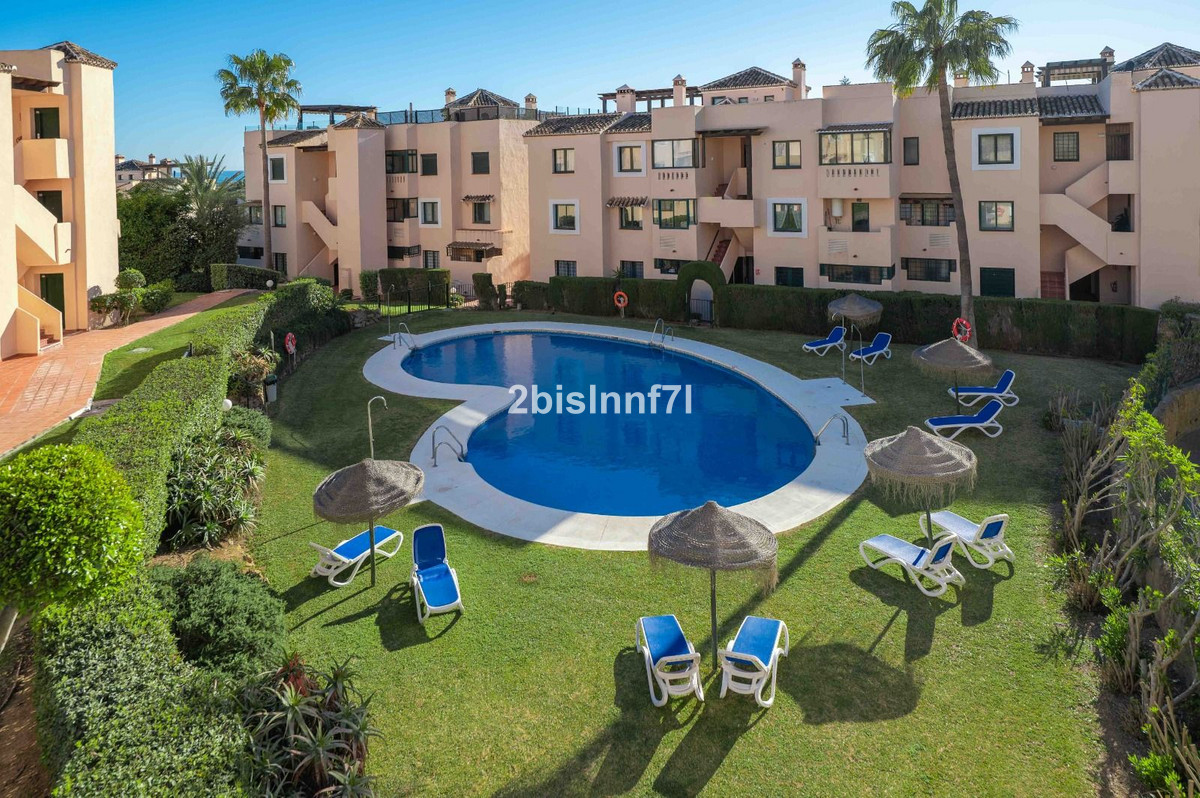 3 Bed Apartment for sale in Elviria Costa Del Sol, Málaga, Spain