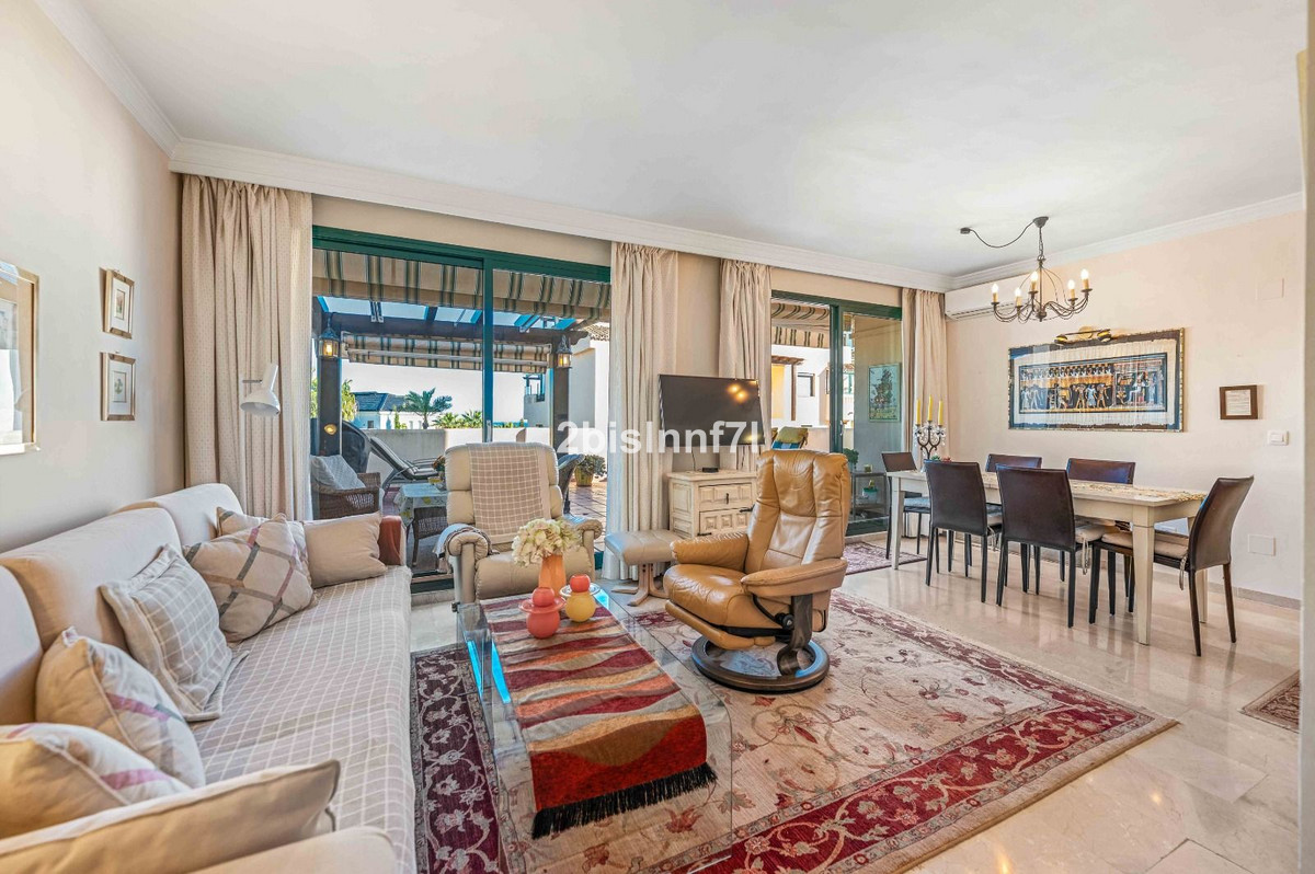 3 Bed Apartment for sale in Elviria Costa Del Sol, Málaga, Spain