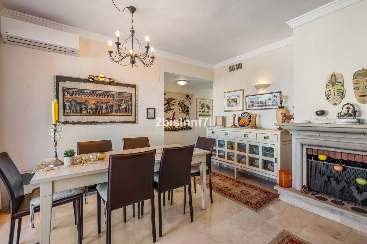 3 Bed Apartment for sale in Elviria Costa Del Sol, Málaga, Spain
