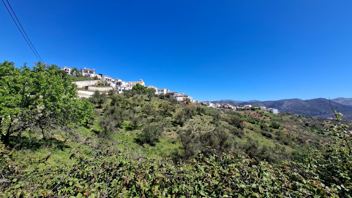 2 Bed Townhouse for sale in Cartajima Costa Del Sol, Málaga, Spain