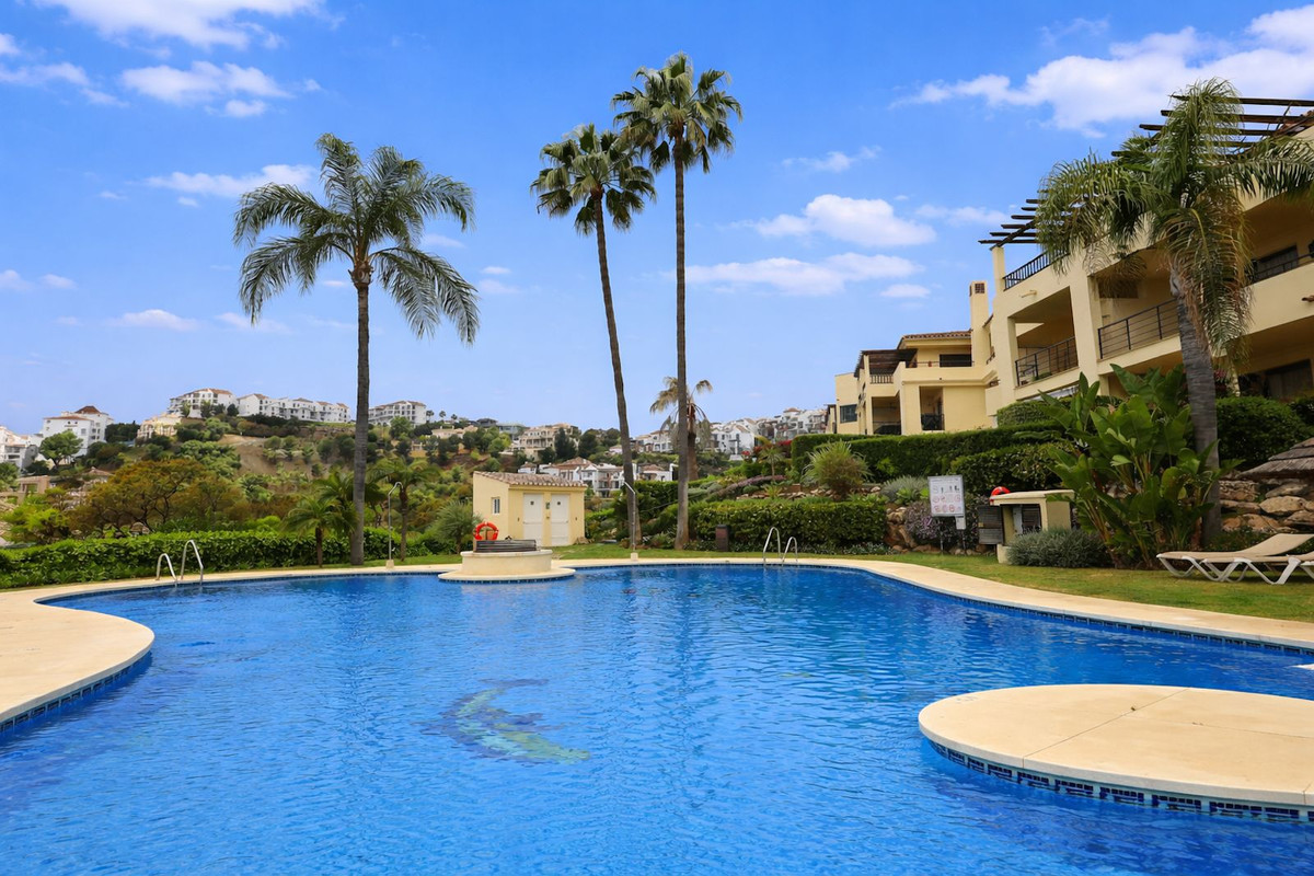 2 Bed Apartment for sale in Los Arqueros Costa Del Sol, Málaga, Spain