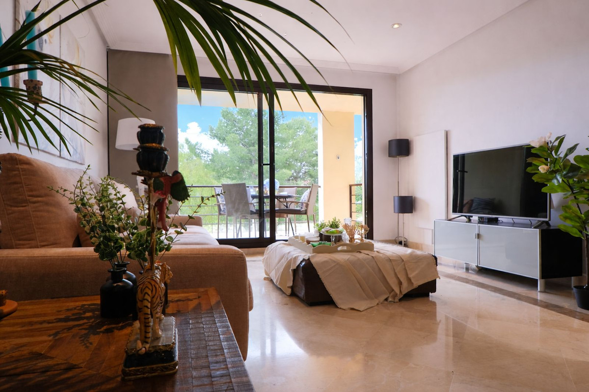 2 Bed Apartment for sale in Los Arqueros Costa Del Sol, Málaga, Spain