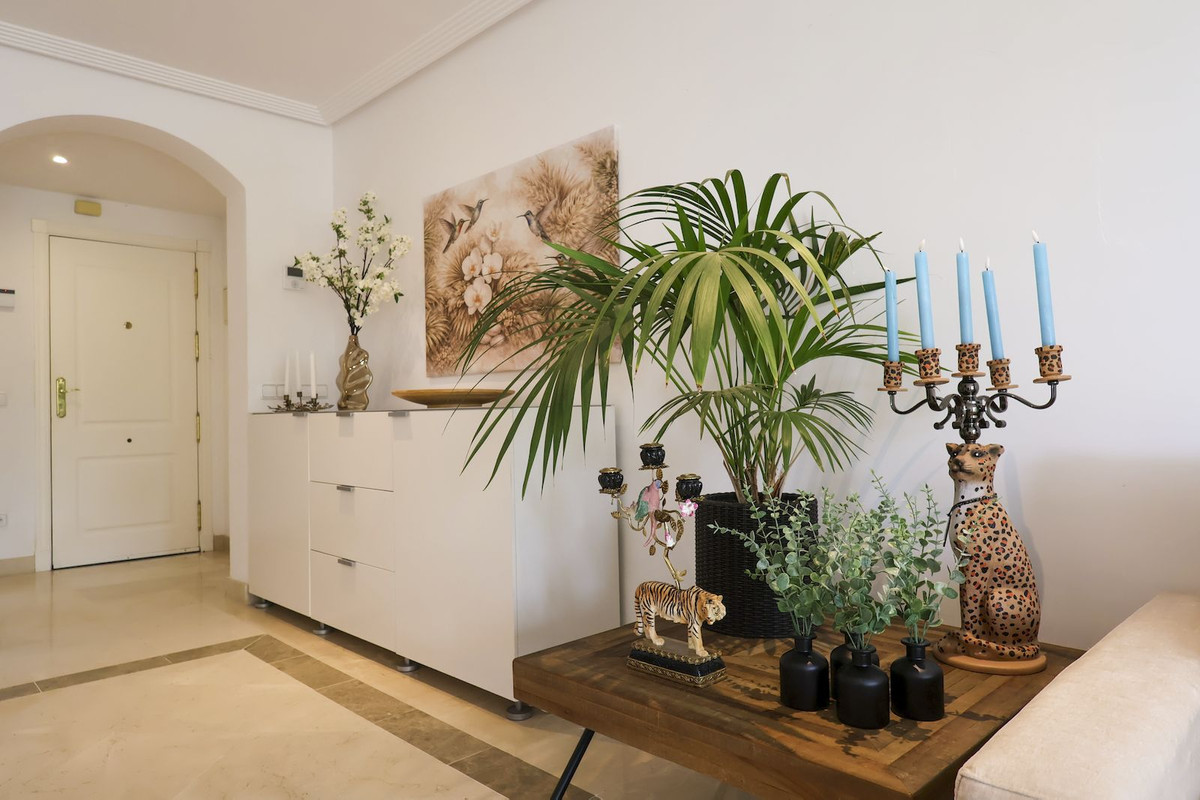2 Bed Apartment for sale in Los Arqueros Costa Del Sol, Málaga, Spain