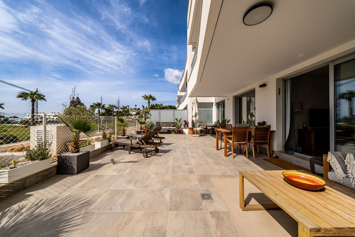 Se vende Apartamento Planta Baja de 2 dormitorios en Costa Del Sol, Málaga, España