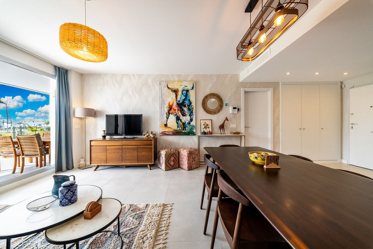 Se vende Apartamento Planta Baja de 2 dormitorios en Costa Del Sol, Málaga, España