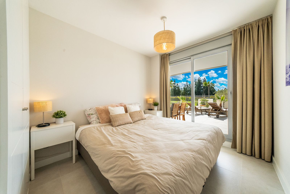 Se vende Apartamento Planta Baja de 2 dormitorios en Costa Del Sol, Málaga, España