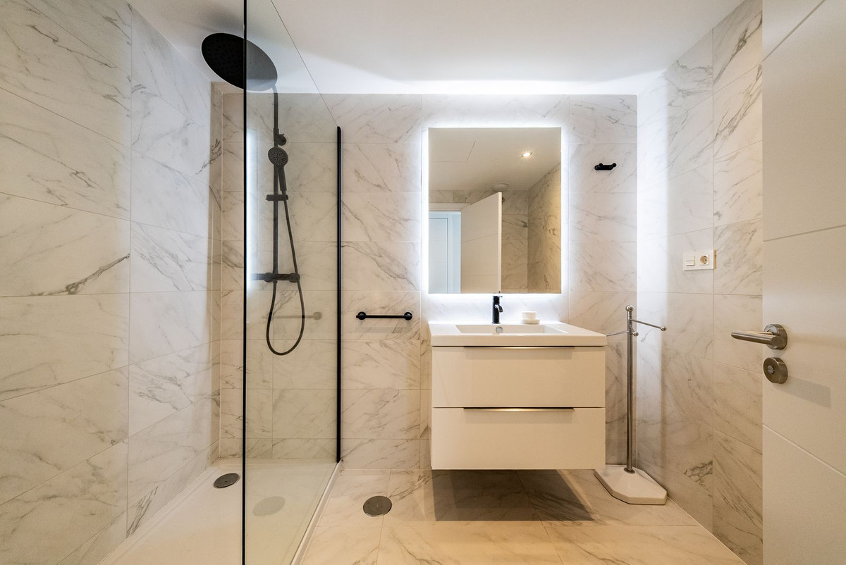 Se vende Apartamento Planta Baja de 2 dormitorios en Costa Del Sol, Málaga, España