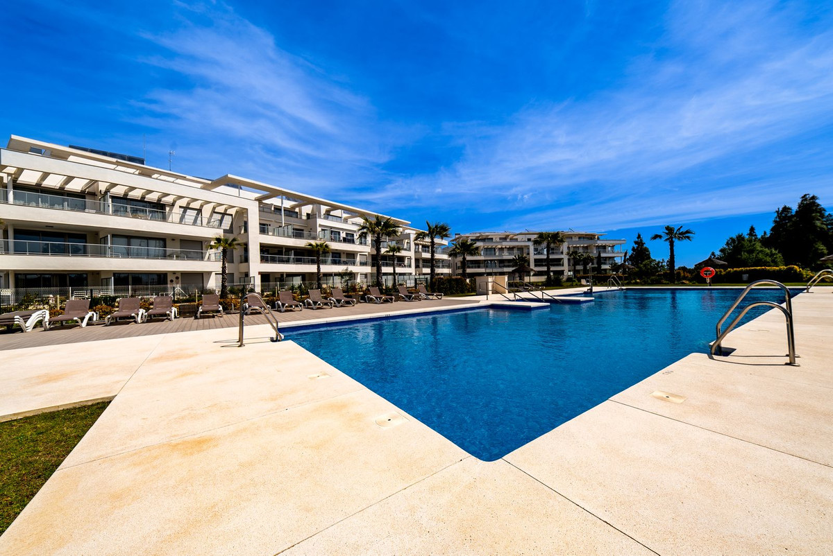 Se vende Apartamento Planta Baja de 2 dormitorios en Costa Del Sol, Málaga, España