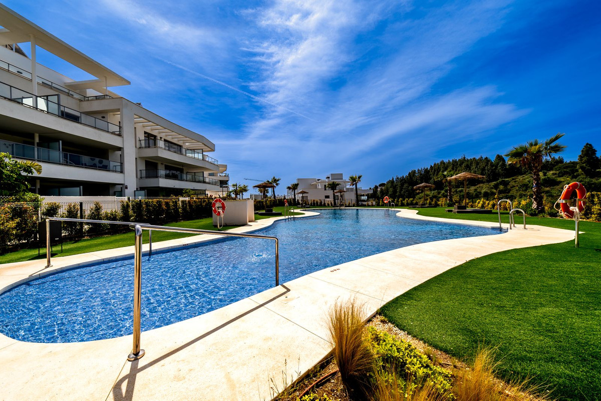 Se vende Apartamento Planta Baja de 2 dormitorios en Costa Del Sol, Málaga, España