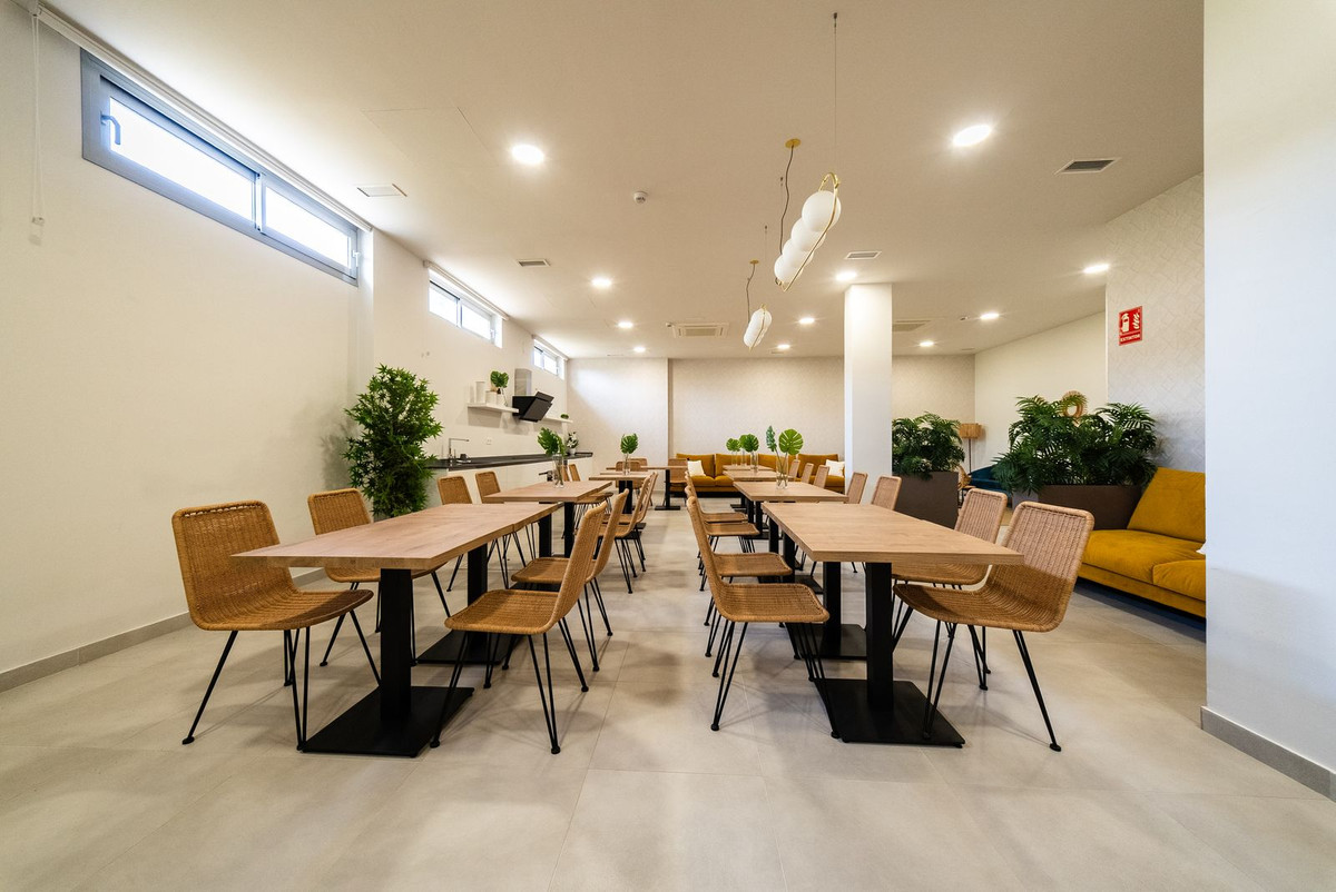 Se vende Apartamento Planta Baja de 2 dormitorios en Costa Del Sol, Málaga, España
