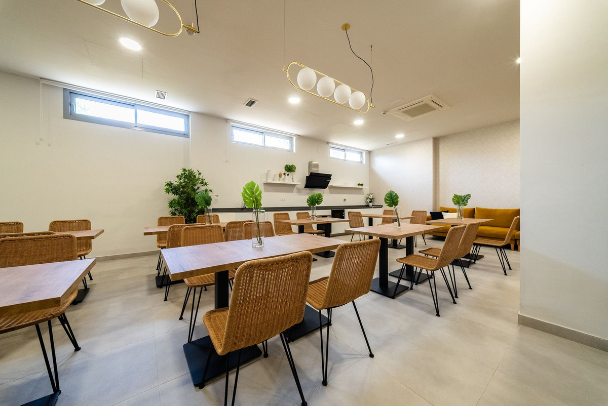 Se vende Apartamento Planta Baja de 2 dormitorios en Costa Del Sol, Málaga, España