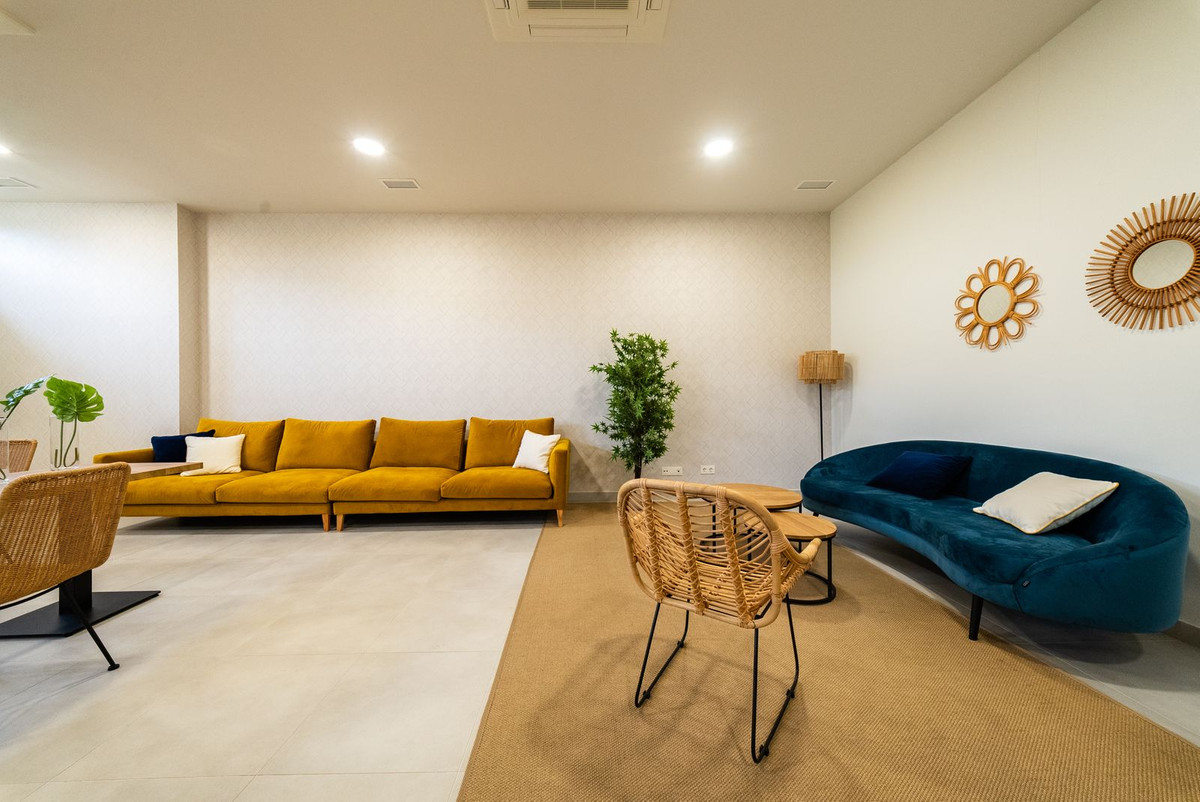 Se vende Apartamento Planta Baja de 2 dormitorios en Costa Del Sol, Málaga, España