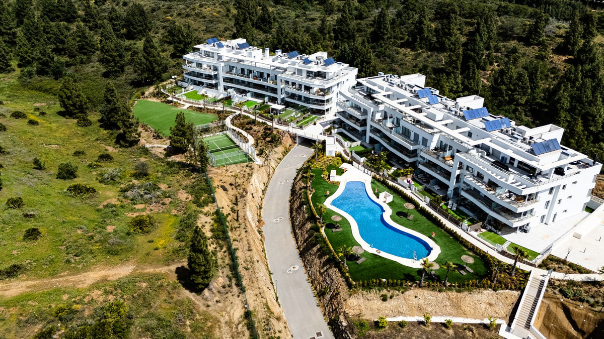 Se vende Apartamento Planta Baja de 2 dormitorios en Costa Del Sol, Málaga, España