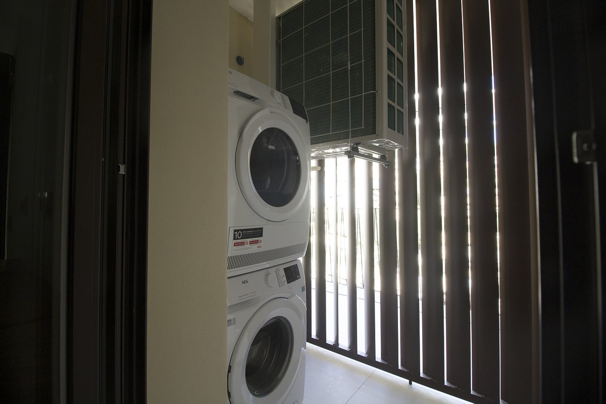 2 Bed Apartment for sale in Fuengirola Costa Del Sol, Málaga, Spain