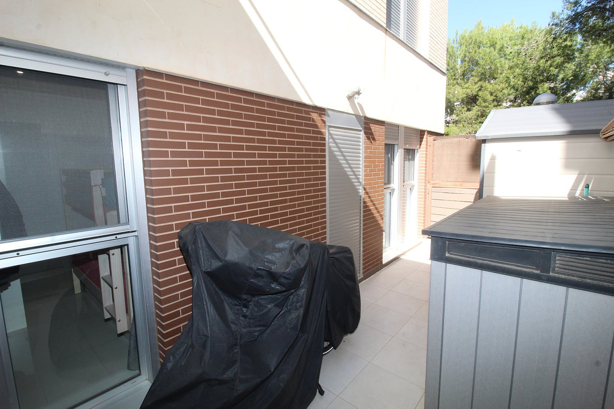 Se vende Apartamento Planta Baja de 3 dormitorios en Costa Blanca, Alicante, España