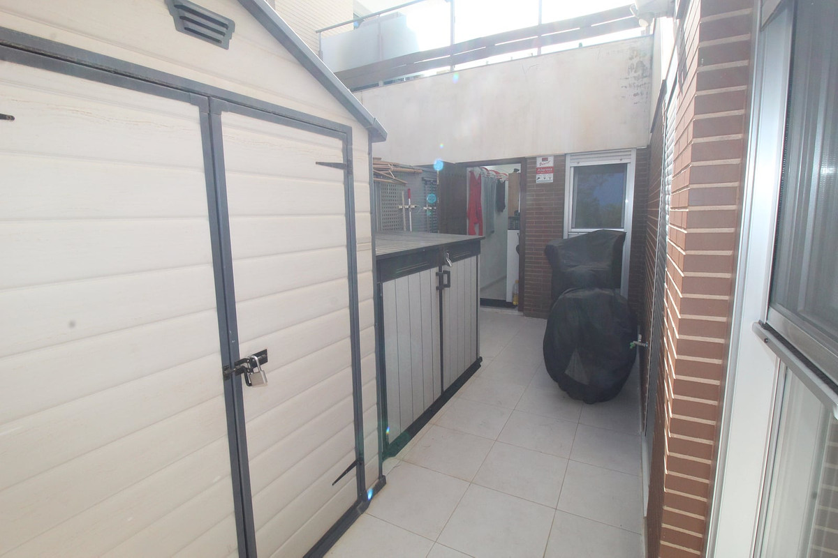 Se vende Apartamento Planta Baja de 3 dormitorios en Costa Blanca, Alicante, España
