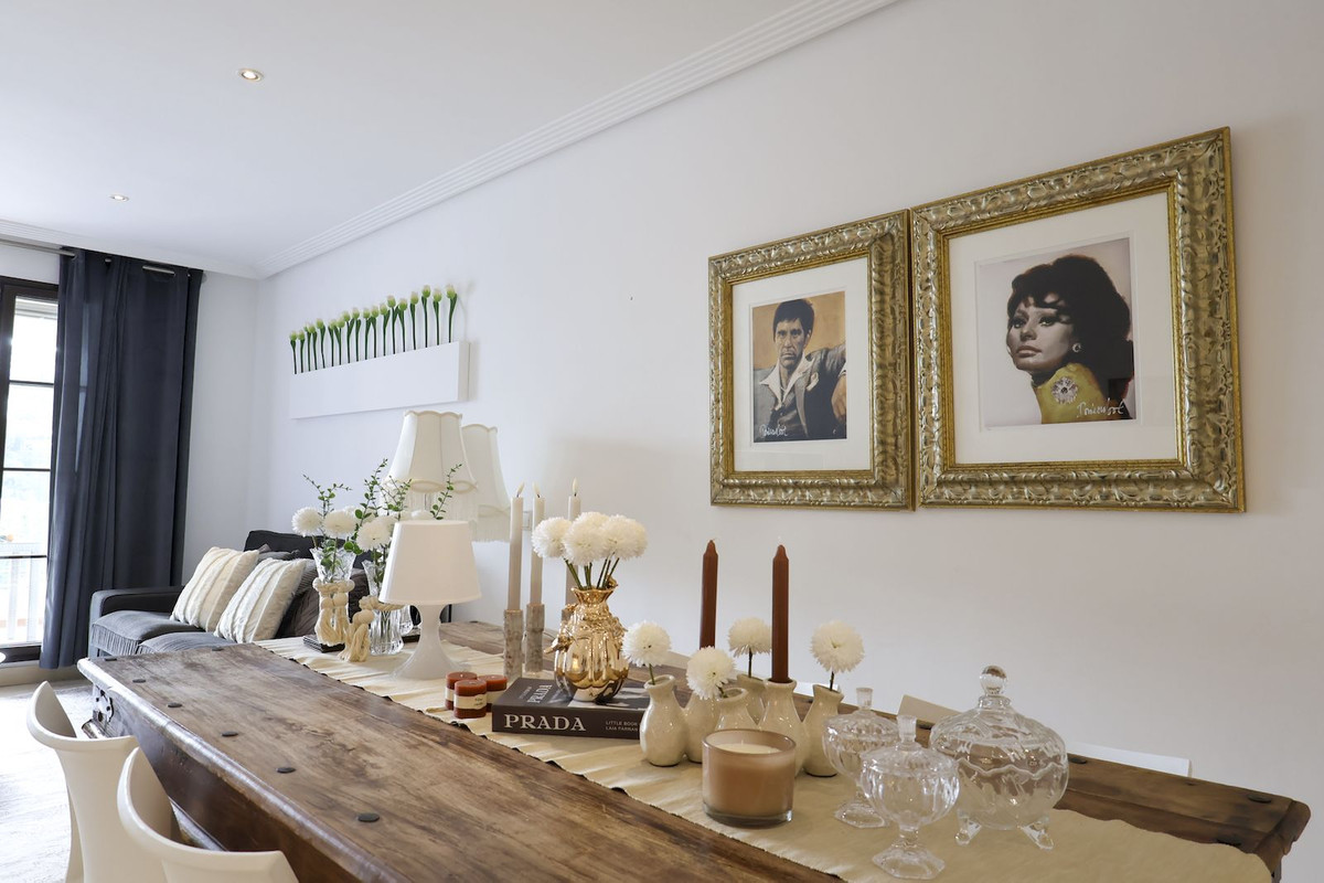 Se vende Apartamento Planta Media de 3 dormitorios en Costa Del Sol, Málaga, España