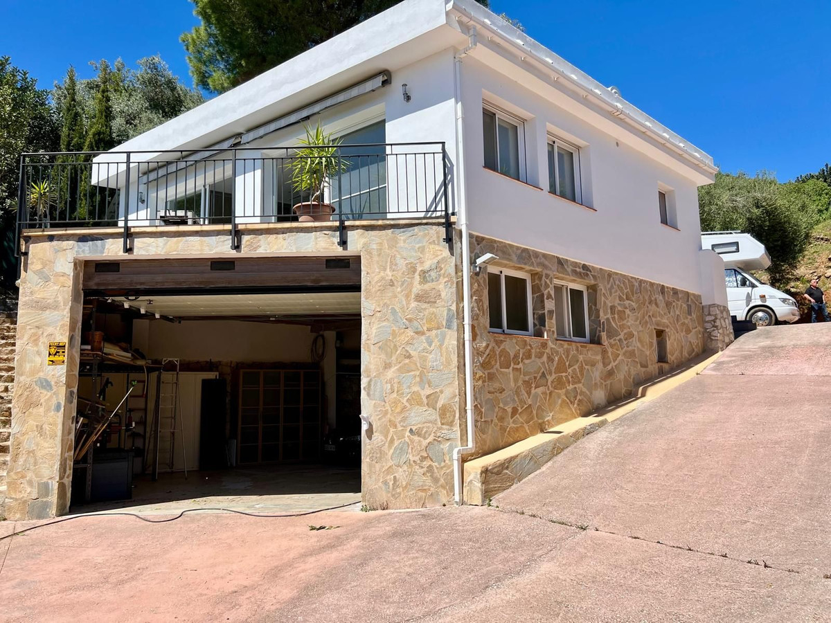 1 Bed Townhouse for sale in Mijas Costa Del Sol, Málaga, Spain