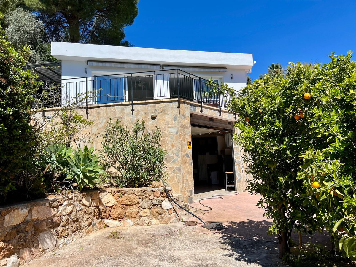 1 Bed Townhouse for sale in Mijas Costa Del Sol, Málaga, Spain