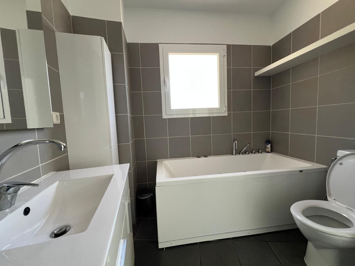 1 Bed Townhouse for sale in Mijas Costa Del Sol, Málaga, Spain