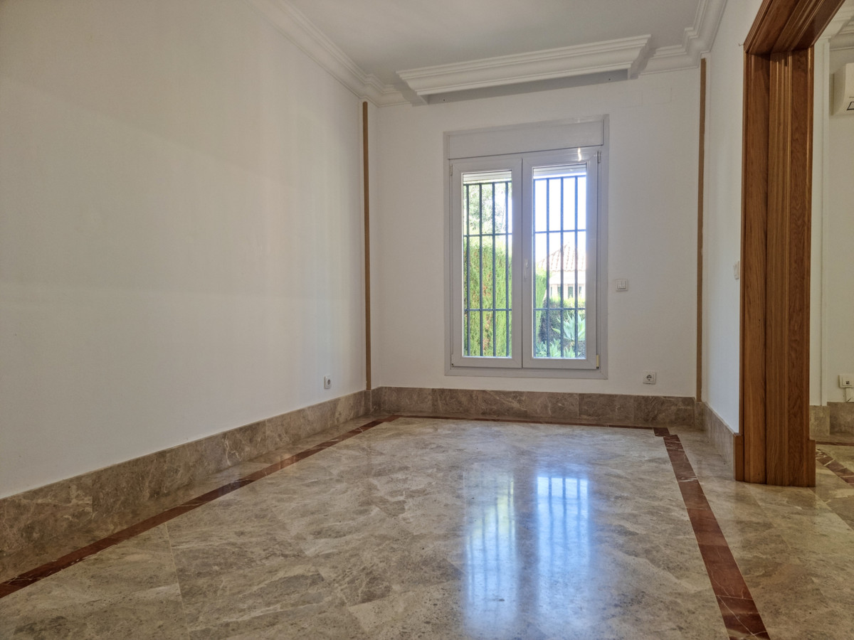 3 Bed Townhouse for sale in Santa Clara Costa Del Sol, Málaga, Spain