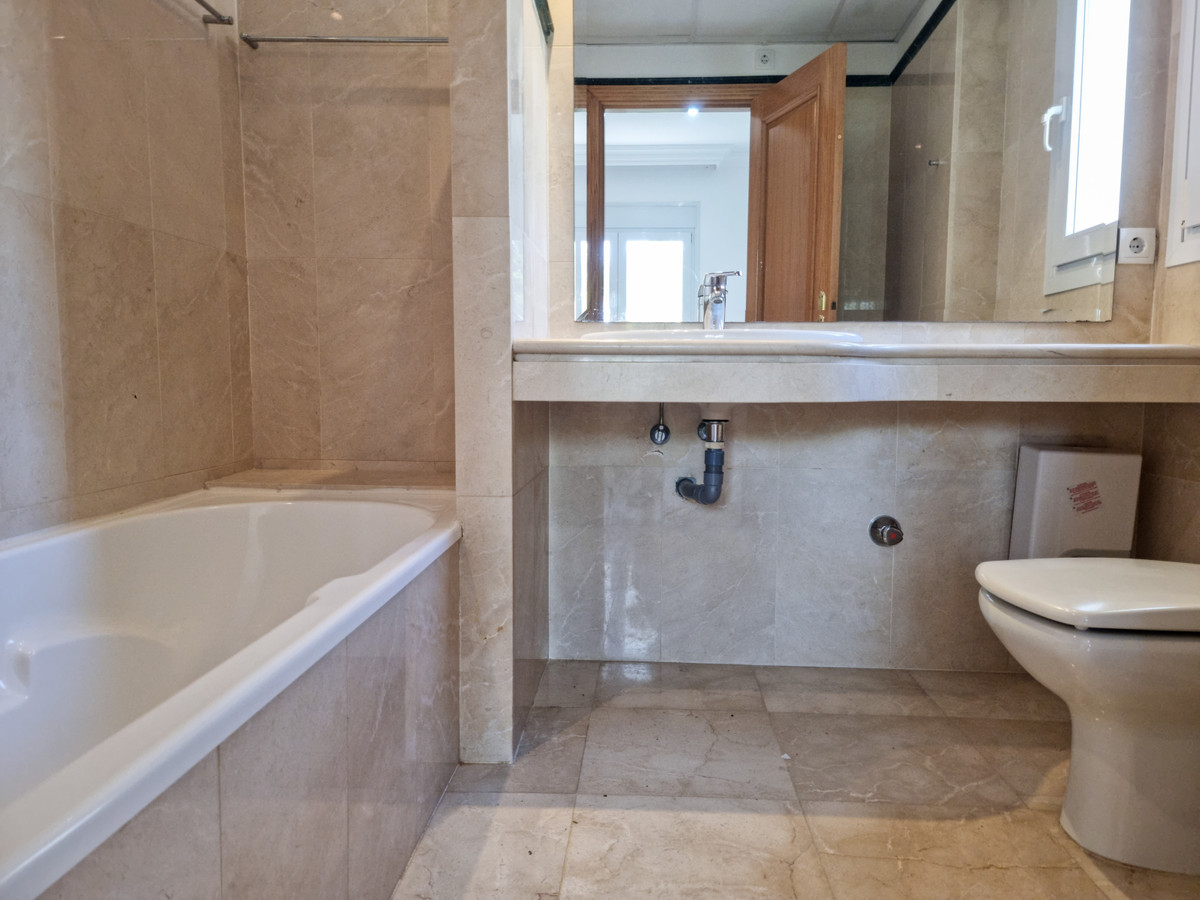 3 Bed Townhouse for sale in Santa Clara Costa Del Sol, Málaga, Spain