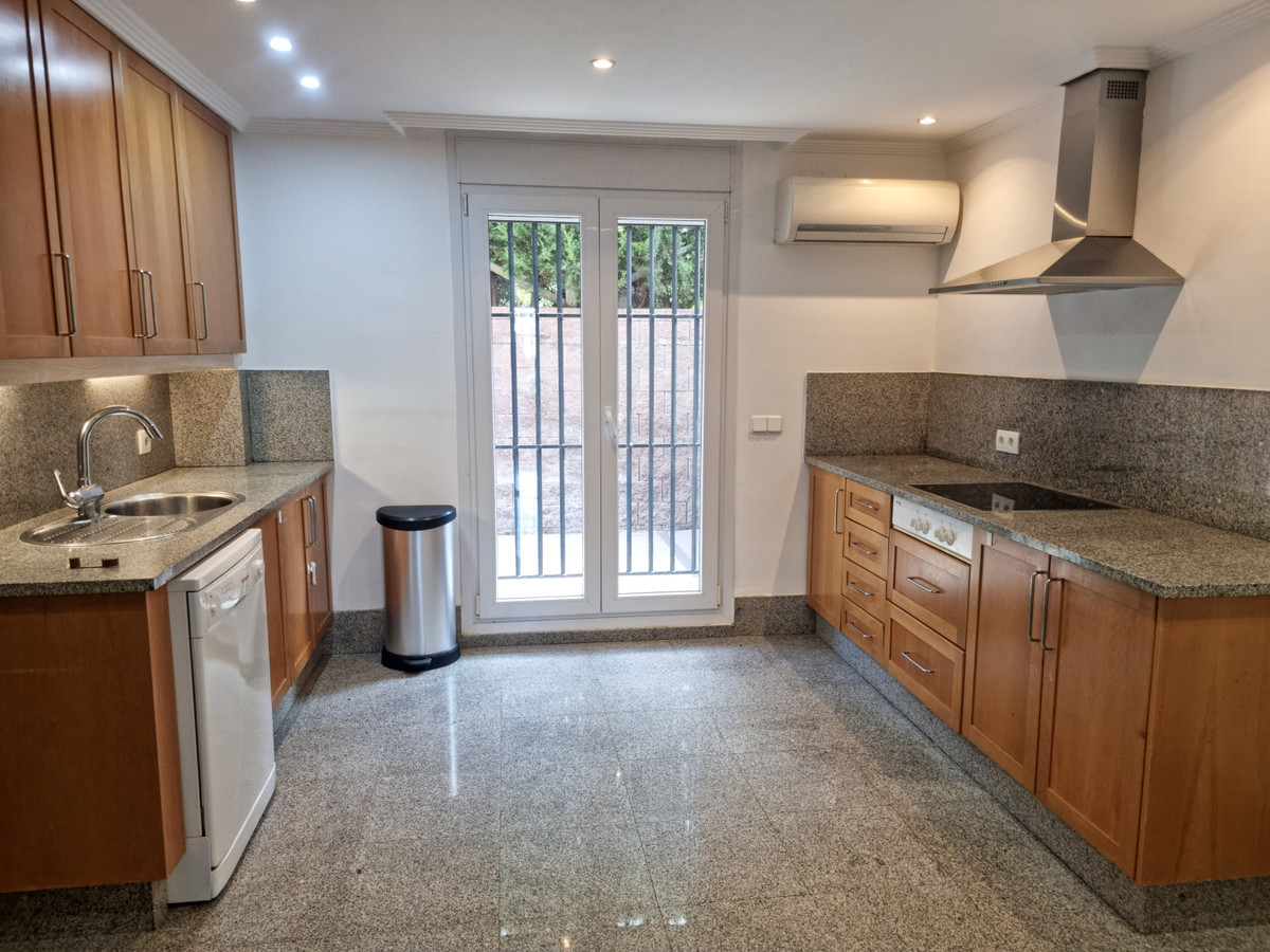3 Bed Townhouse for sale in Santa Clara Costa Del Sol, Málaga, Spain