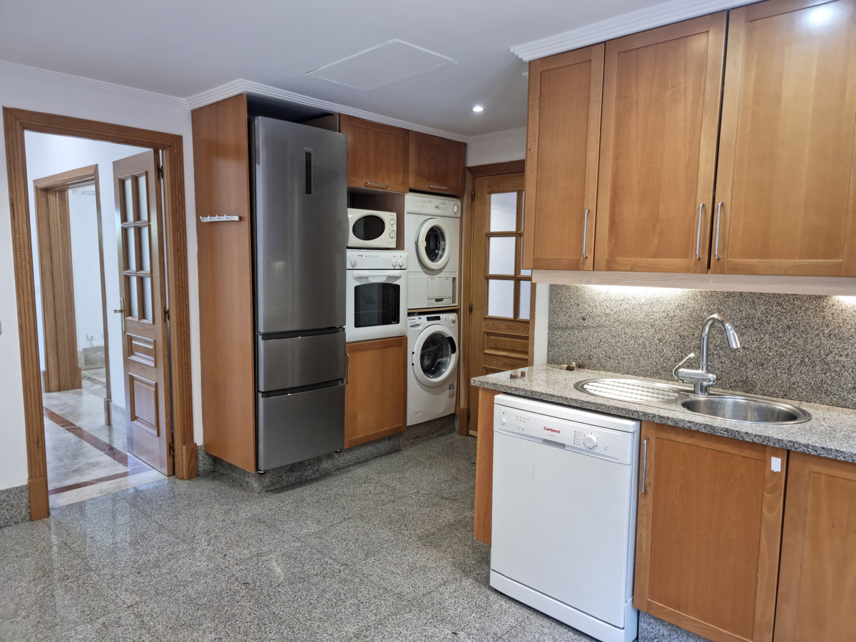3 Bed Townhouse for sale in Santa Clara Costa Del Sol, Málaga, Spain