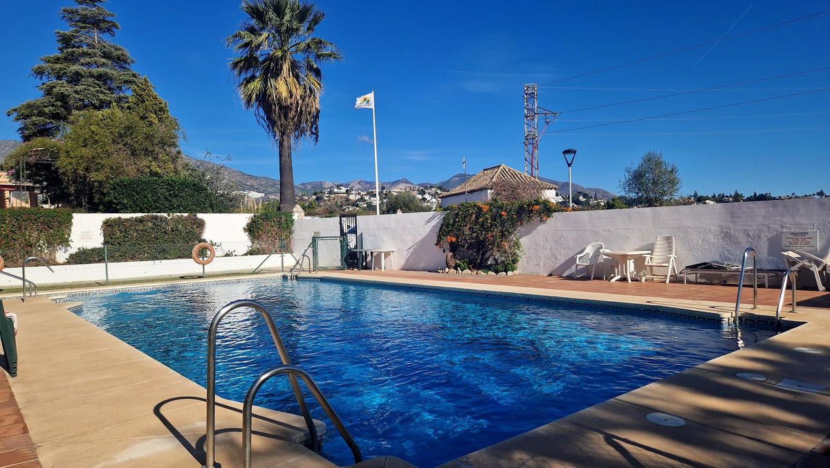 Se vende Pareada de 4 dormitorios en Costa Del Sol, Málaga, España