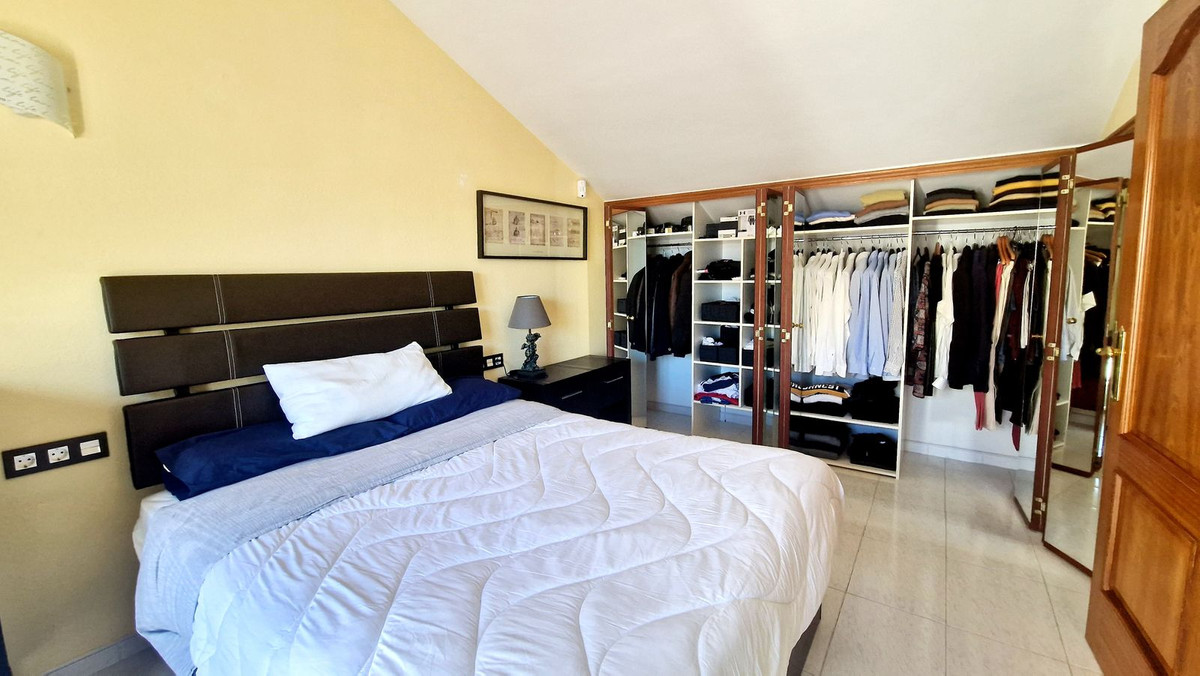 Se vende Pareada de 4 dormitorios en Costa Del Sol, Málaga, España
