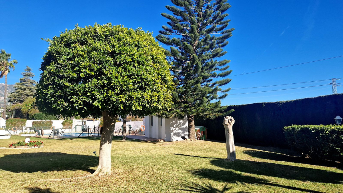 Se vende Pareada de 4 dormitorios en Costa Del Sol, Málaga, España