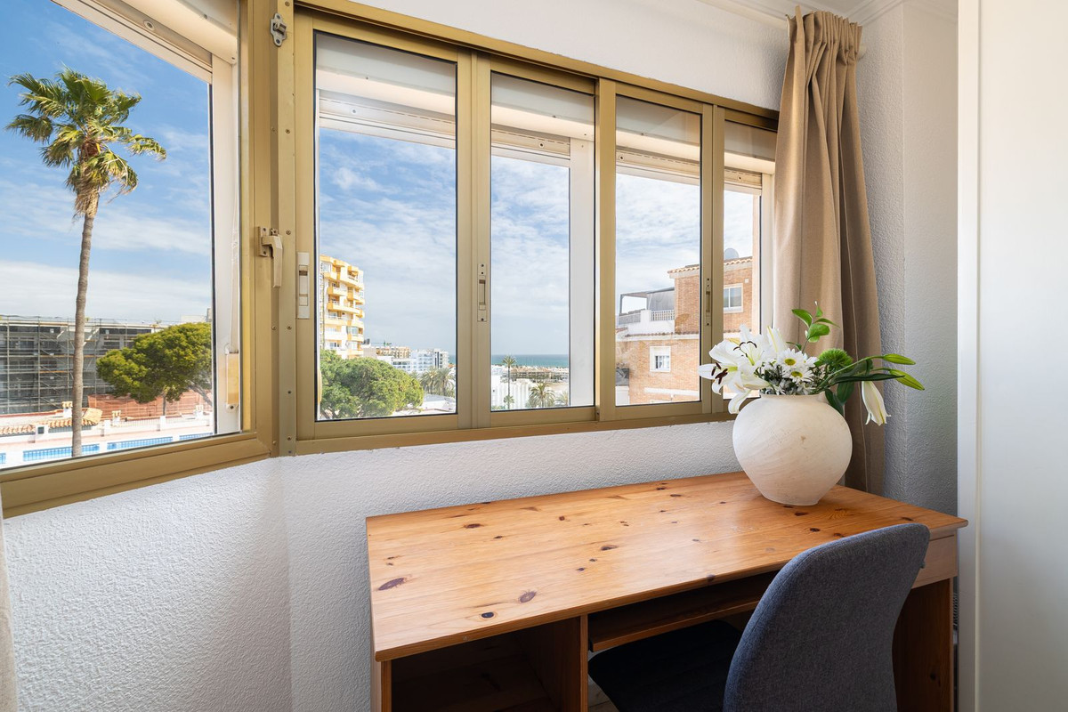 Se vende Apartamento Planta Media de 3 dormitorios en Costa Del Sol, Málaga, España