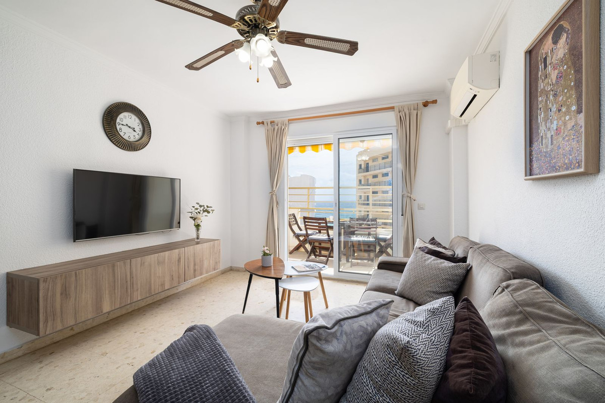 Se vende Apartamento Planta Media de 3 dormitorios en Costa Del Sol, Málaga, España