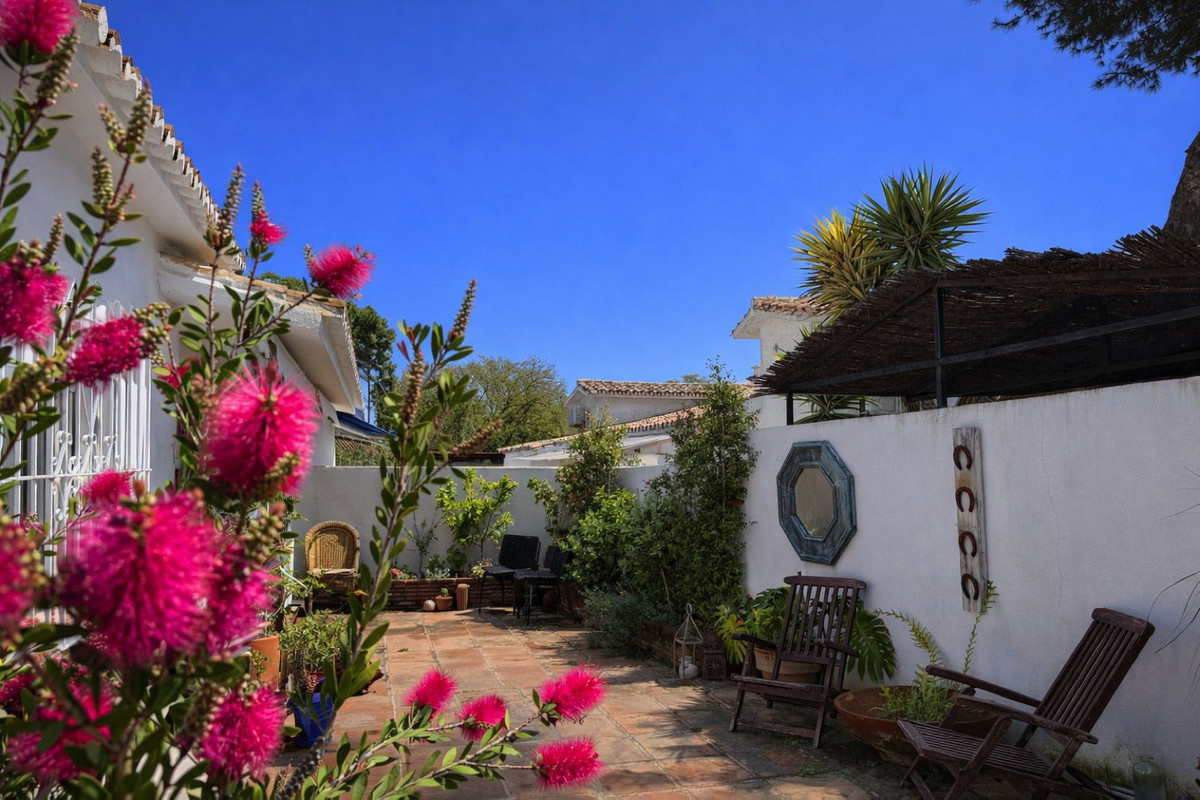 Se vende Pareada de 2 dormitorios en Costa Del Sol, Málaga, España