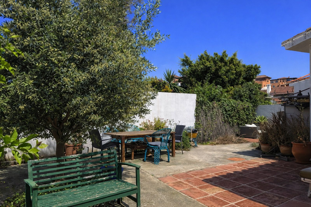 Se vende Pareada de 2 dormitorios en Costa Del Sol, Málaga, España